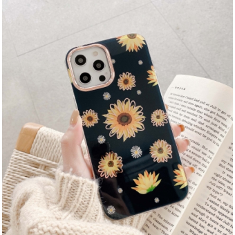 Plastové puzdro na Apple iPhone 12/12 Pro Classic Flower čierne