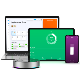 Hlasový asistent Athom Bridge