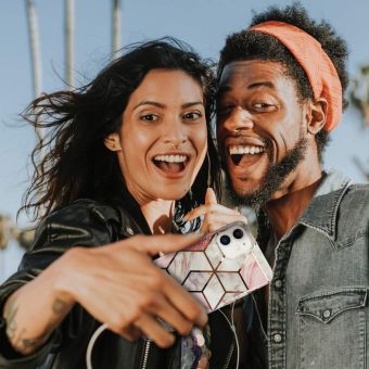 Silikónové puzdro Samsung Galaxy S21 FE 5G G990 Tech Protect mramor