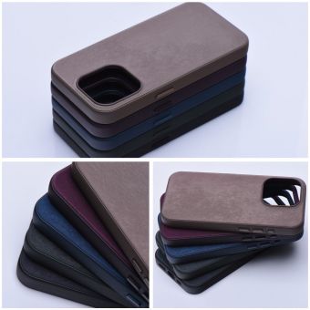 Plastové puzdro na Apple iPhone 15 Pro Woven Mag Cover čierne