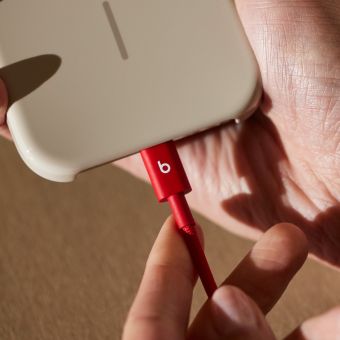 Apple Beats USB-C/USB-C 60W 1.5m MDGF4ZM/A červený